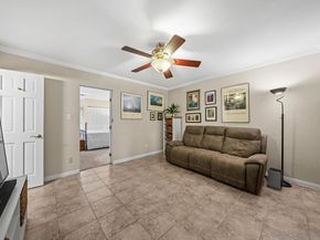 7212 Florey St, San Diego CA 92122