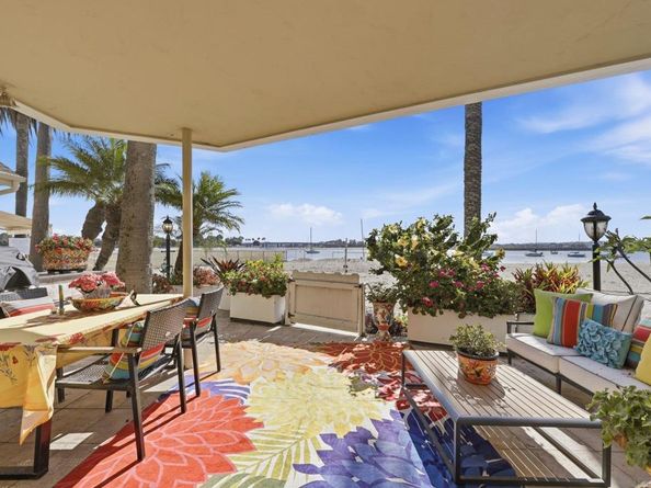2954 Bayside Walk, San Diego CA 92109