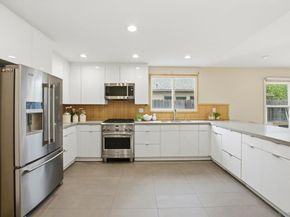 11390 Acrux, San Diego CA 92126