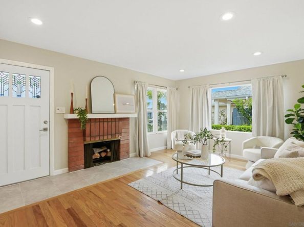 11390 Acrux, San Diego CA 92126