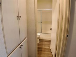 6330 Genesee Ave 213, San Diego CA 92122