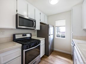 10740 Aderman Ave Unit 70, San Diego CA 92126