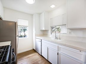 10740 Aderman Ave Unit 70, San Diego CA 92126