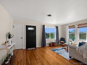 4227 69Th St, La Mesa CA 91941