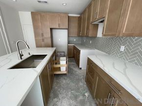 7711 Jasmine Ct., Santee CA 92071