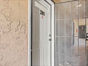 4368 Temecula St 205, San Diego CA 92107