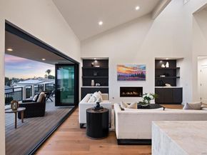 2481 La Marque St, San Diego CA 92109