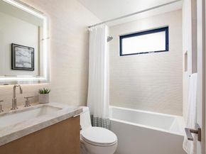 2481 La Marque St, San Diego CA 92109