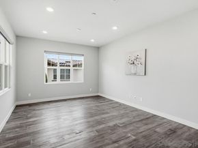 6682 Elegante Way, San Diego CA 92130
