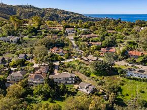 7875 Bellakaren Pl, La Jolla CA 92037