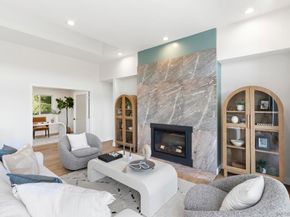 7875 Bellakaren Pl, La Jolla CA 92037