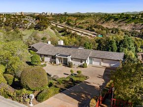 7875 Bellakaren Pl, La Jolla CA 92037