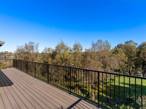 7875 Bellakaren Pl, La Jolla CA 92037