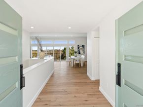 7875 Bellakaren Pl, La Jolla CA 92037