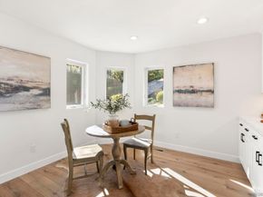 7875 Bellakaren Pl, La Jolla CA 92037