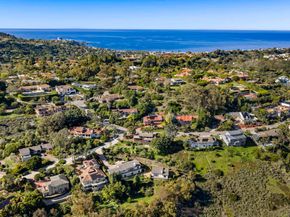 7875 Bellakaren Pl, La Jolla CA 92037