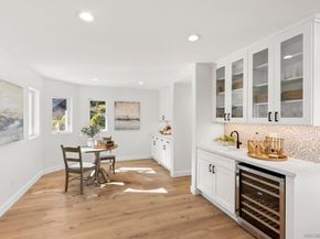 7875 Bellakaren Pl, La Jolla CA 92037