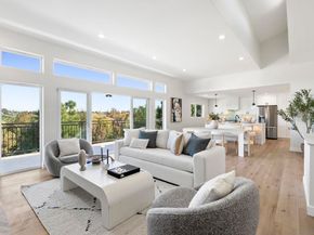 7875 Bellakaren Pl, La Jolla CA 92037