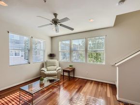 8761 Plaza Park Ln, San Diego CA 92123