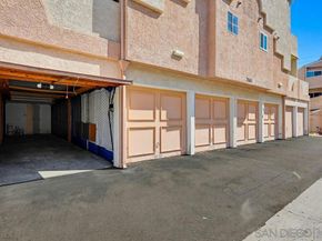 7163 Camino DeGrazia 112, San Diego CA 92111