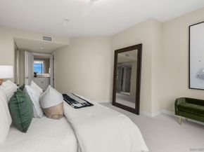 2500 6th Ave. PH5, San Diego CA 92103