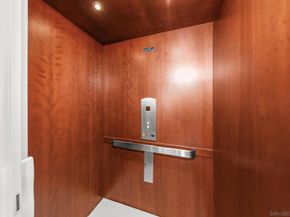 2500 6th Ave. PH5, San Diego CA 92103