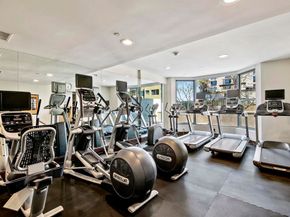 2500 6th Ave. PH5, San Diego CA 92103