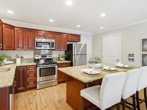 1775 Diamond St 220, San Diego CA 92109