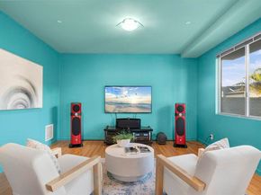 150 Juniper Ave, Carlsbad CA 92008