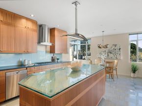 150 Juniper Ave, Carlsbad CA 92008