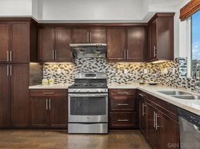 328 Antoni Glen 1006, Escondido CA 92025