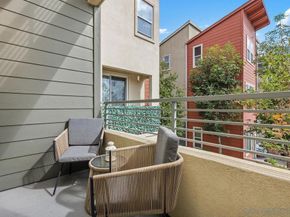 328 Antoni Glen 1006, Escondido CA 92025