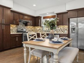 328 Antoni Glen 1006, Escondido CA 92025