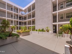 10878 Bloomfield Street 107, Toluca Lake CA 91602