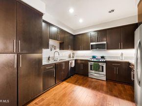 10878 Bloomfield Street 107, Toluca Lake CA 91602