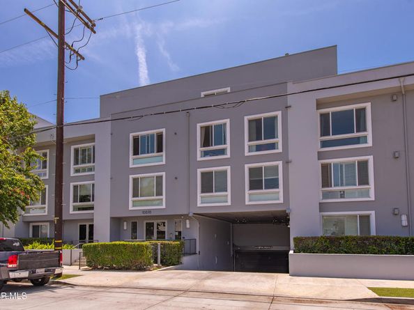 10878 Bloomfield Street 107, Toluca Lake CA 91602