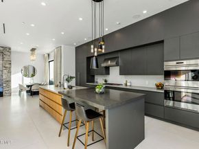 829 Flower Avenue, Venice CA 90291