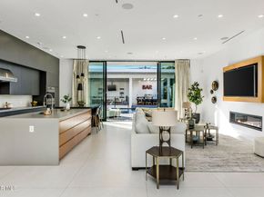 829 Flower Avenue, Venice CA 90291