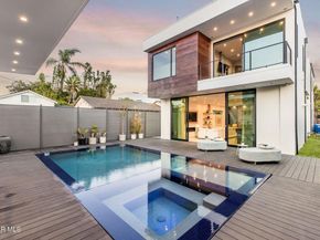 829 Flower Avenue, Venice CA 90291