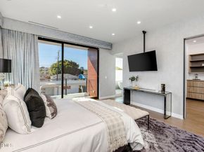 829 Flower Avenue, Venice CA 90291