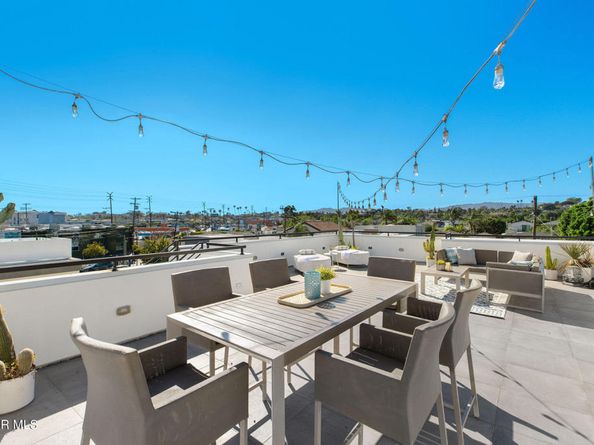 829 Flower Avenue, Venice CA 90291