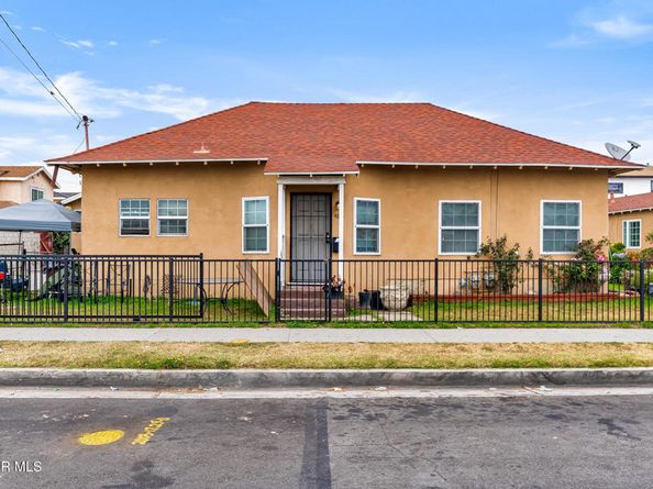 10333 Inglewood Avenue, Inglewood CA 90304