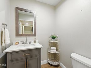 22203 Shadow Valley Circle, Chatsworth CA 91311