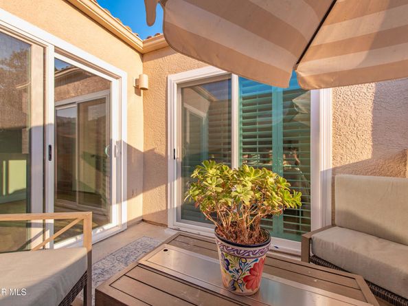 22203 Shadow Valley Circle, Chatsworth CA 91311