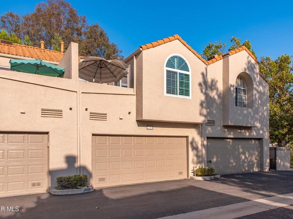 22203 Shadow Valley Circle, Chatsworth CA 91311