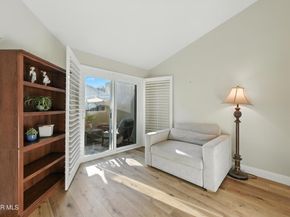 22203 Shadow Valley Circle, Chatsworth CA 91311