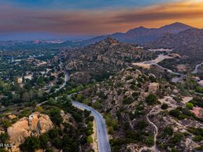 22203 Shadow Valley Circle, Chatsworth CA 91311