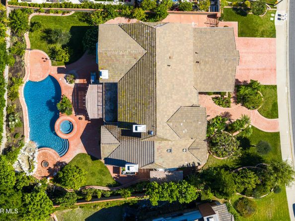 29515 Weeping Willow Drive, Agoura Hills CA 91301