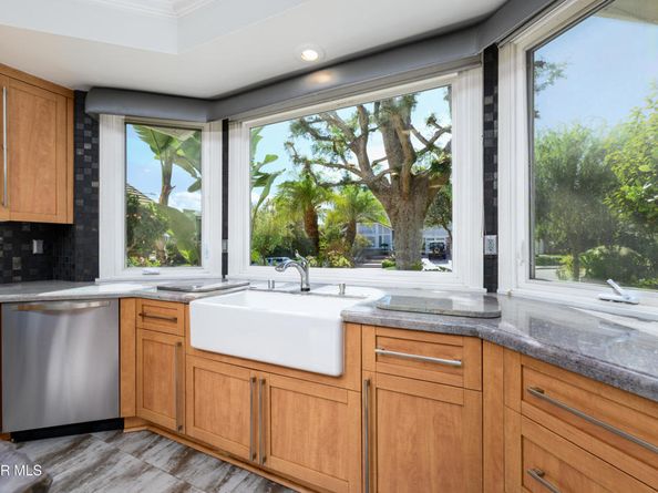 29515 Weeping Willow Drive, Agoura Hills CA 91301