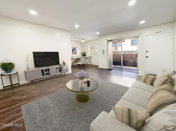 5349 Newcastle Avenue 28, Encino CA 91316